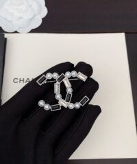 CHANEL 샤넬 브로우치 C230581